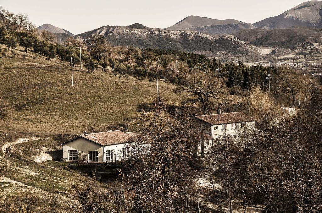 Agriturismo L'Oca Blu Hotel Gubbio Exterior foto